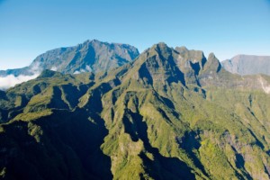 Montagne vue du ciel03 © IRT - Serge Gelabert